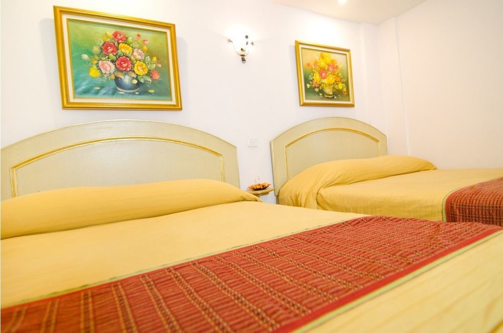 Club Bali Suites At Kota Bunga Cipanas  Exterior photo